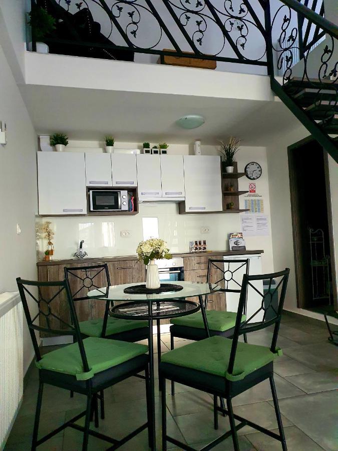 Central Luxury Apartments Varazdin Luaran gambar